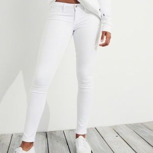 Hollister Classic White Jean Super-Skinny